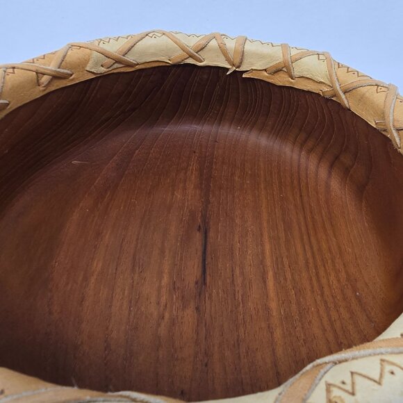 Wood Bowl 12" Leather Overlay Handmade Possibly Native American Round Wooded - Picture 7 of 14